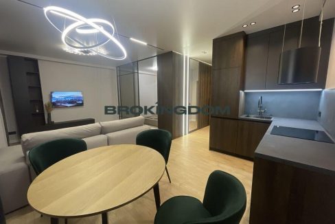 e79040e22b57861cf8f765f6d10488be