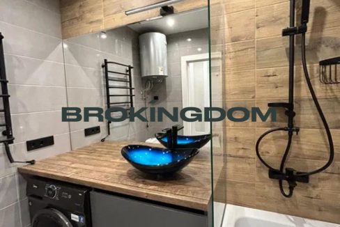 992f3b4693915b389347bc5ef33bf3aa