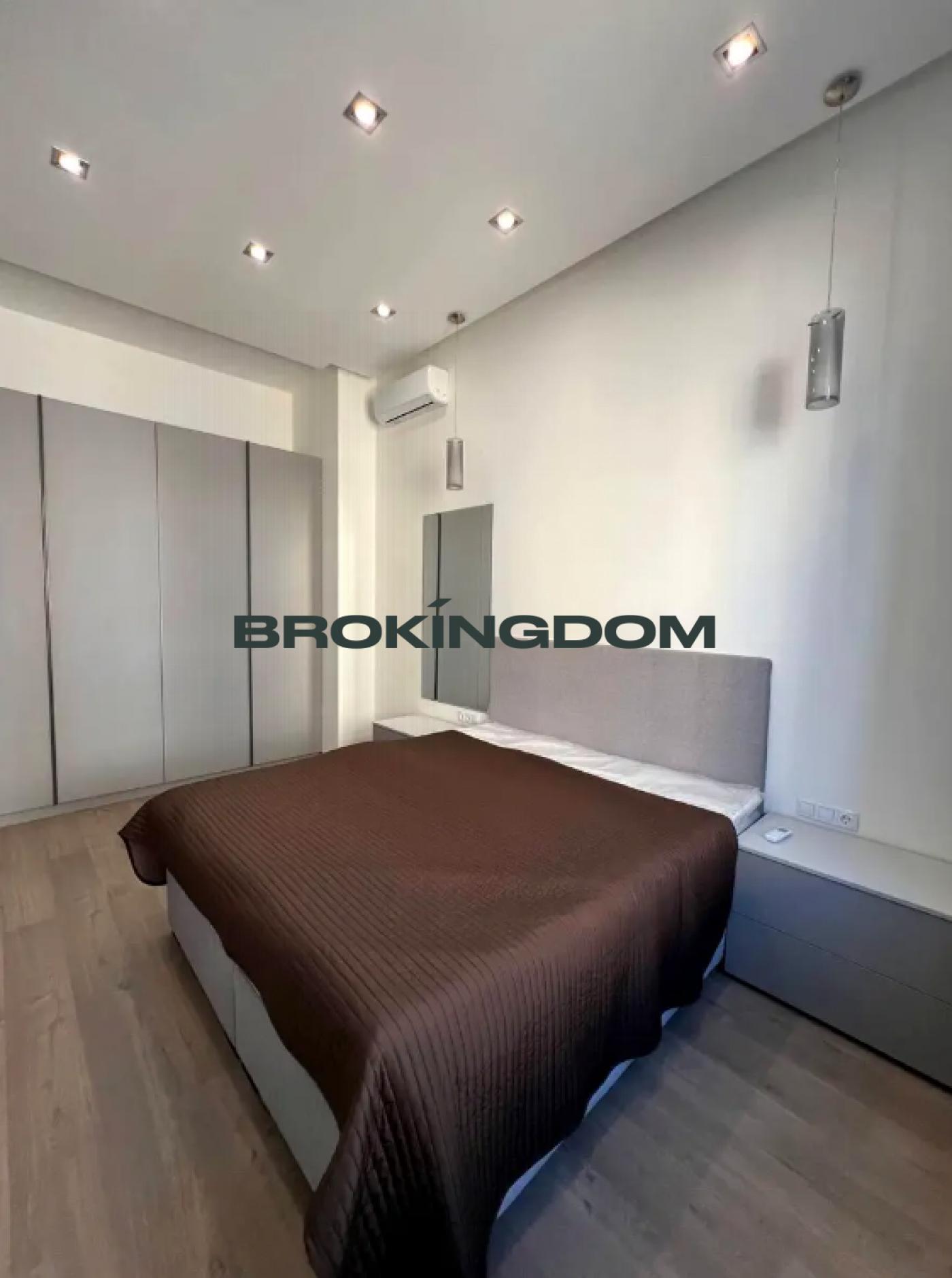a4246b06e4de19bed0f123a3ddd76dbc