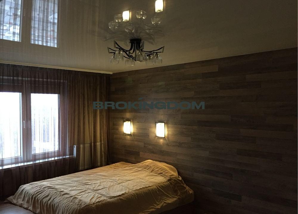323f9aed84c19f85301b75d85502ae01