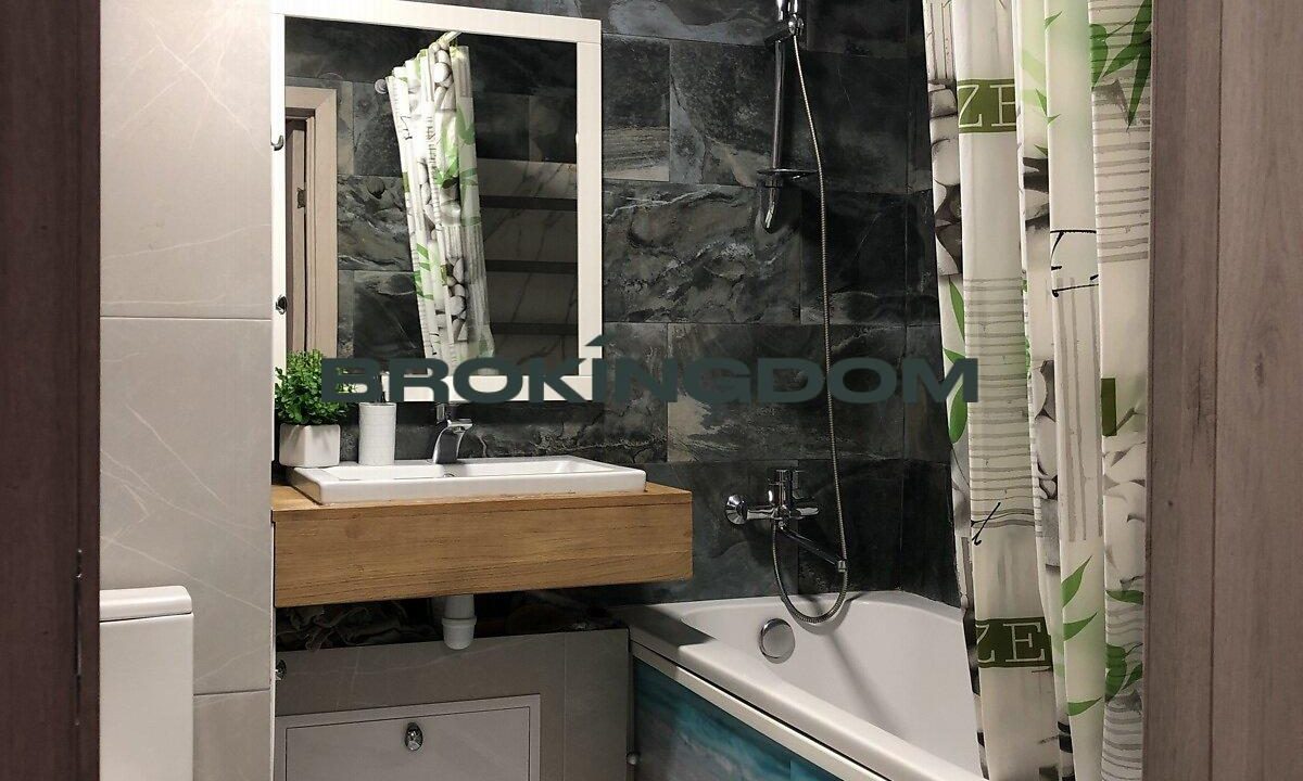 b8596c9459cb7622bbdc27b30406ee63