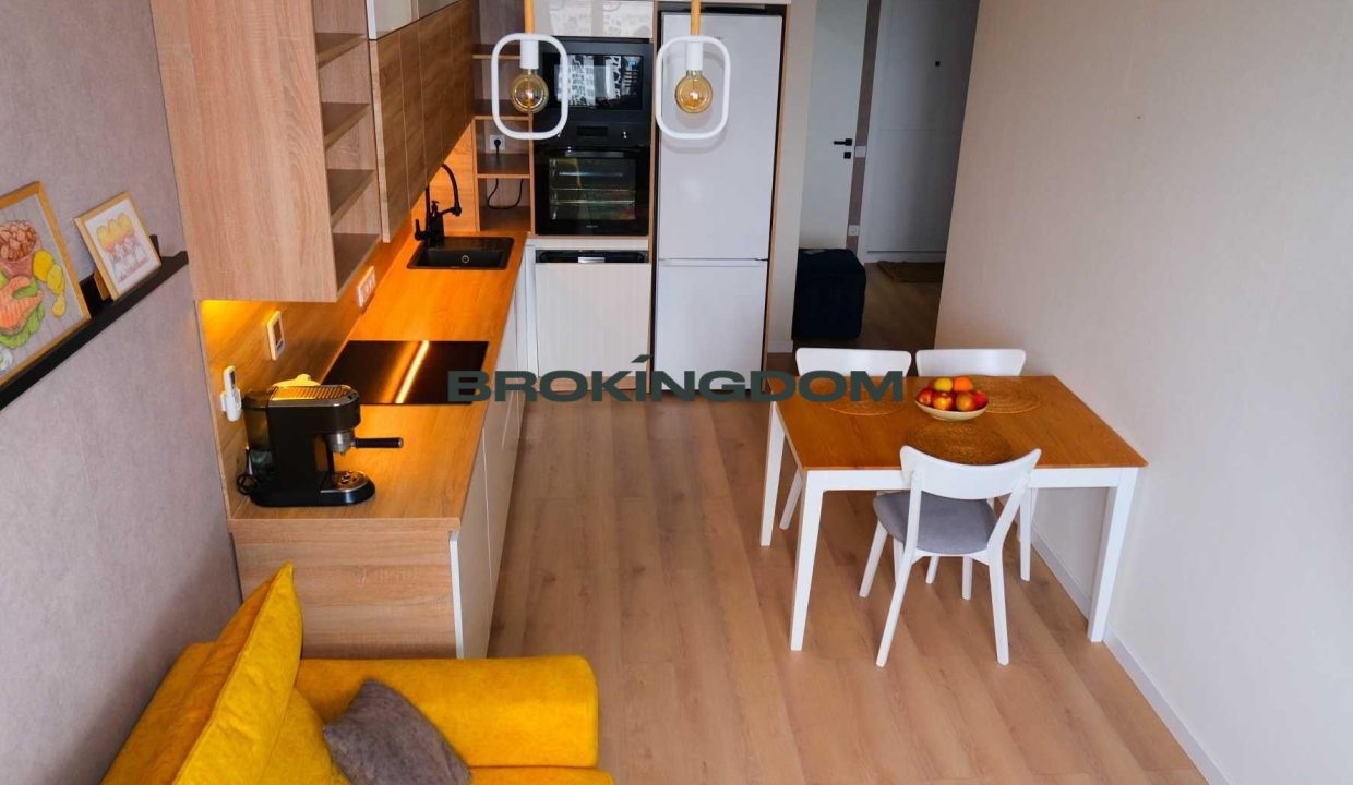 8b1cfb9ac632440129a760e0c625207b