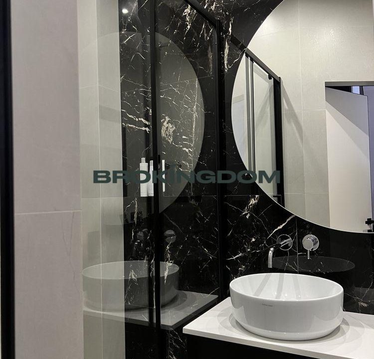 958779053ce5045accee4977ec2203f0