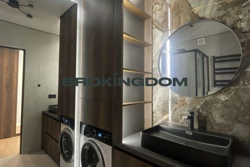 9db0ba9cef2d8b050f7a023f245272b2