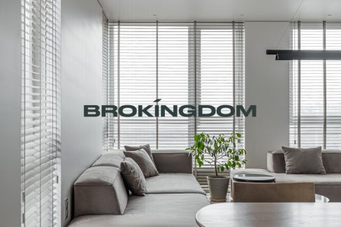 b4309bd4a73fc795a43a3cb7e90f695a