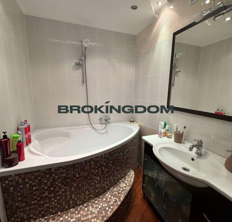 29b02ca9c8d9c121570e2ae6bd9251ac