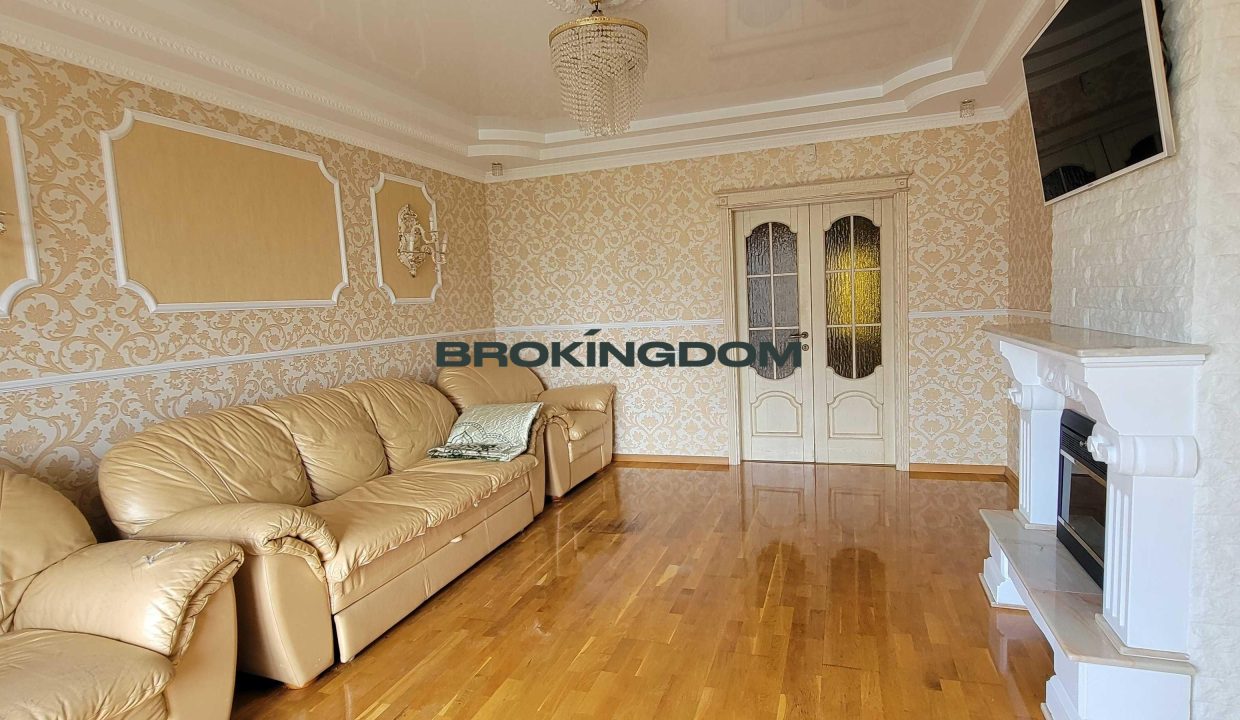 d8b9122a0e0de644399331dd64cafc56