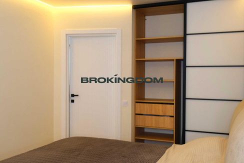 6641324667385824f7e690e8f6397189