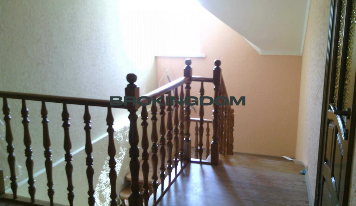b9a29f2cb2e013bd4bbc352deed5e145