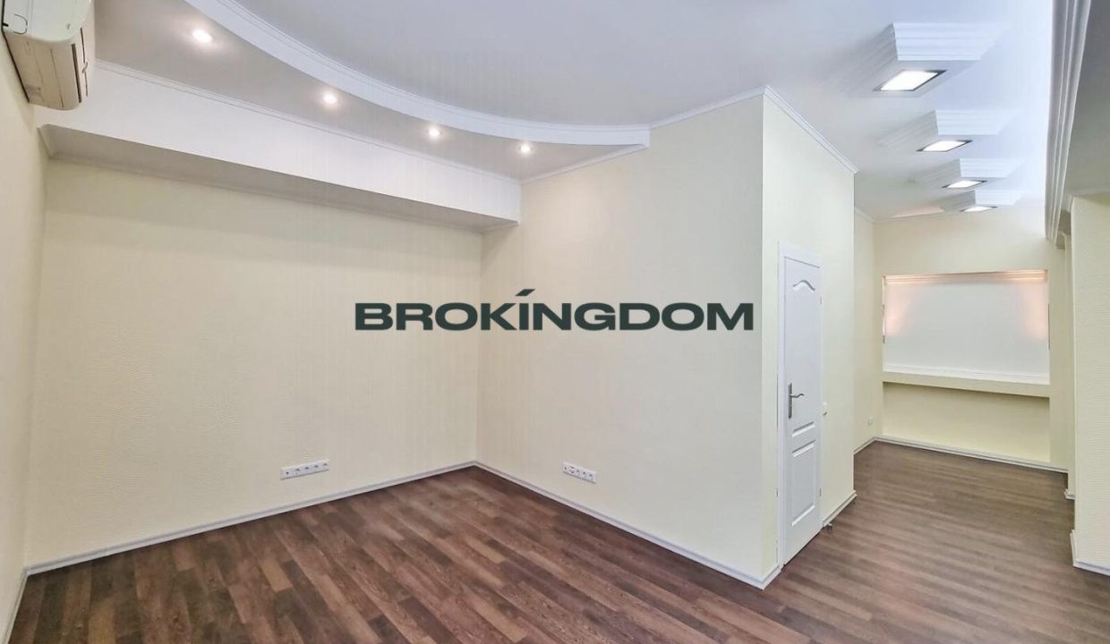 3e907c1d763c6cbd5b5c565c254d2790