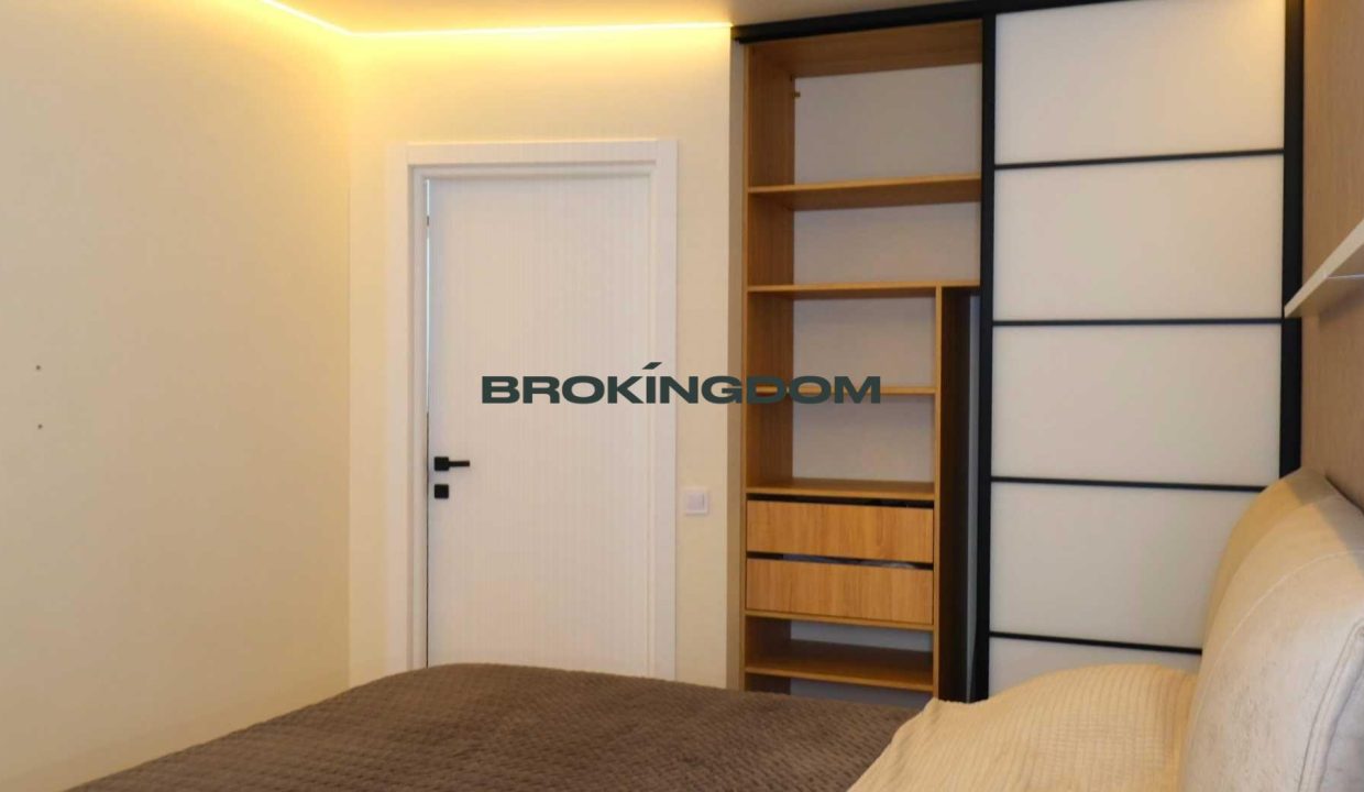 6641324667385824f7e690e8f6397189