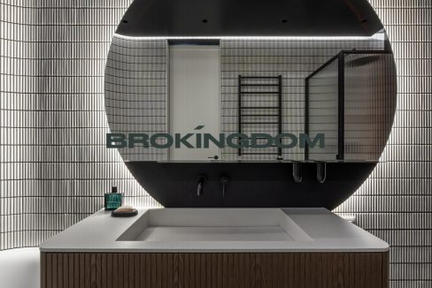 0eb85dc2dda16ec0422c4a255e04f20c