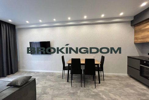 373cedfcb269f3c66a47ba9b35203f5d