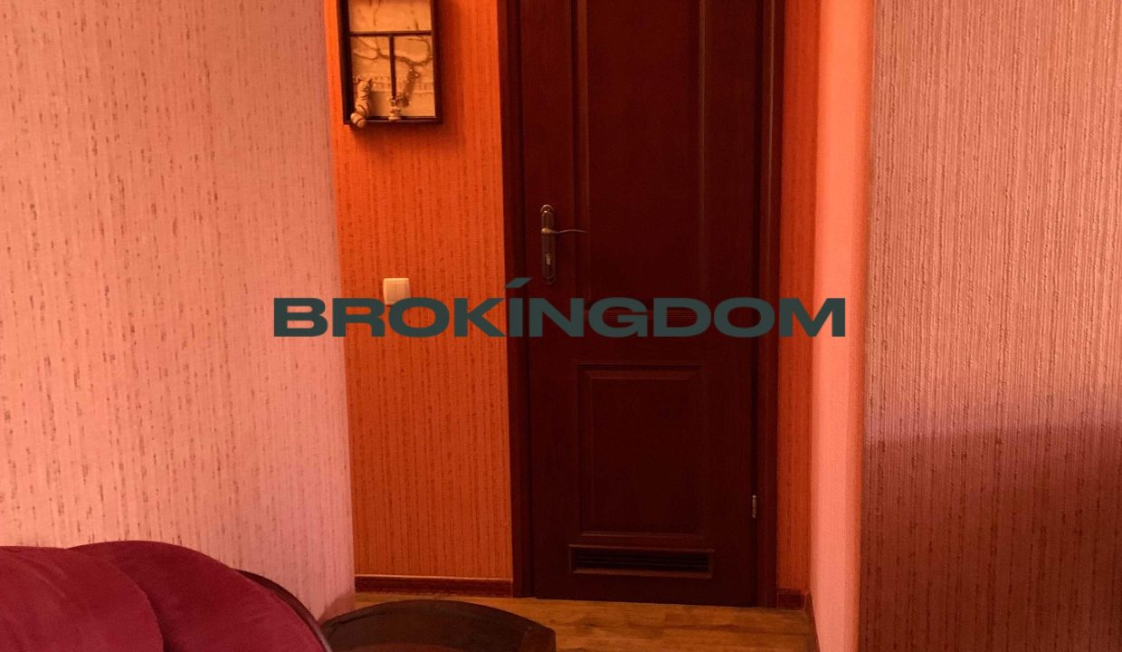 73f2a26e678e7cfb2ca65e422a59ed69