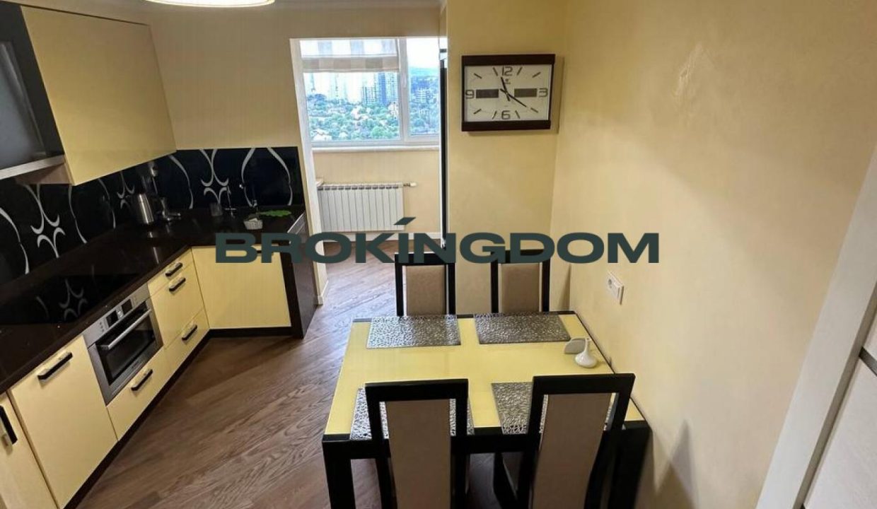 6c8978adddda5ec723e39bd546c455ee