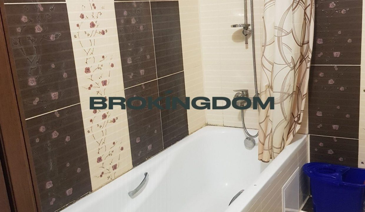 4b67e4d101767262d5cf38b8456b2481