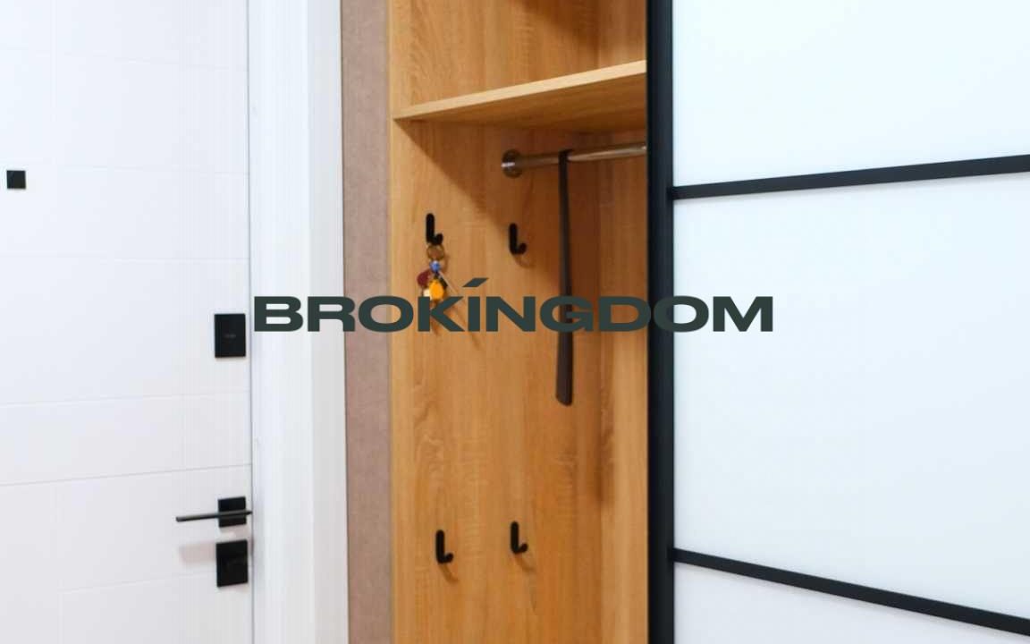 93fbcfaee3a850db9037073154c2704e