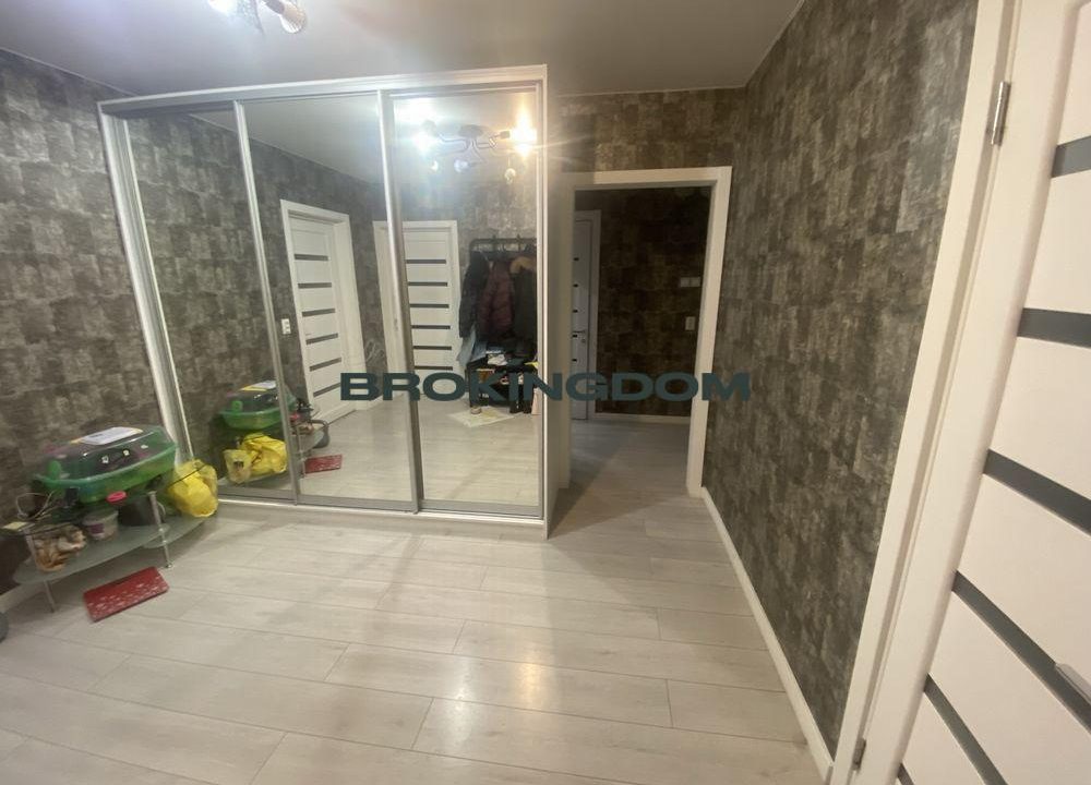 bc2512e5ff4dd639f1bf96144a95b129