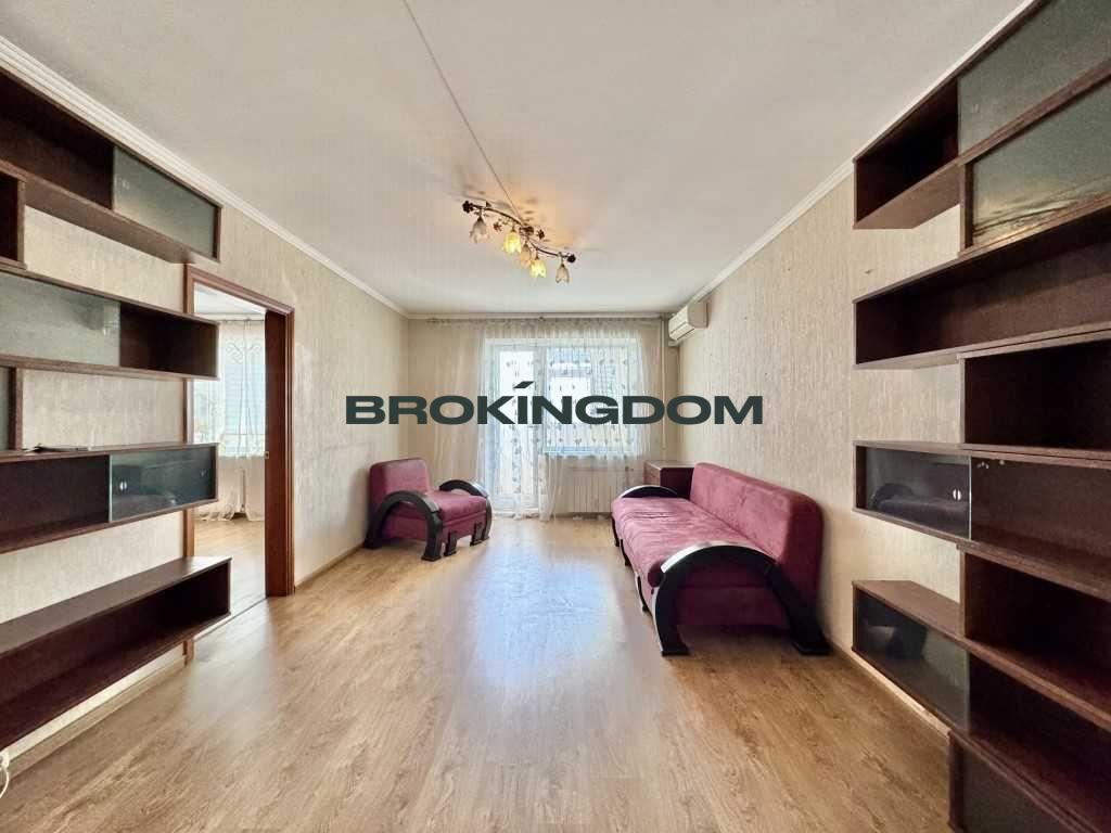 Продаж 4 кім. кв. вул. Миколи Закревського, 23.  Троещина