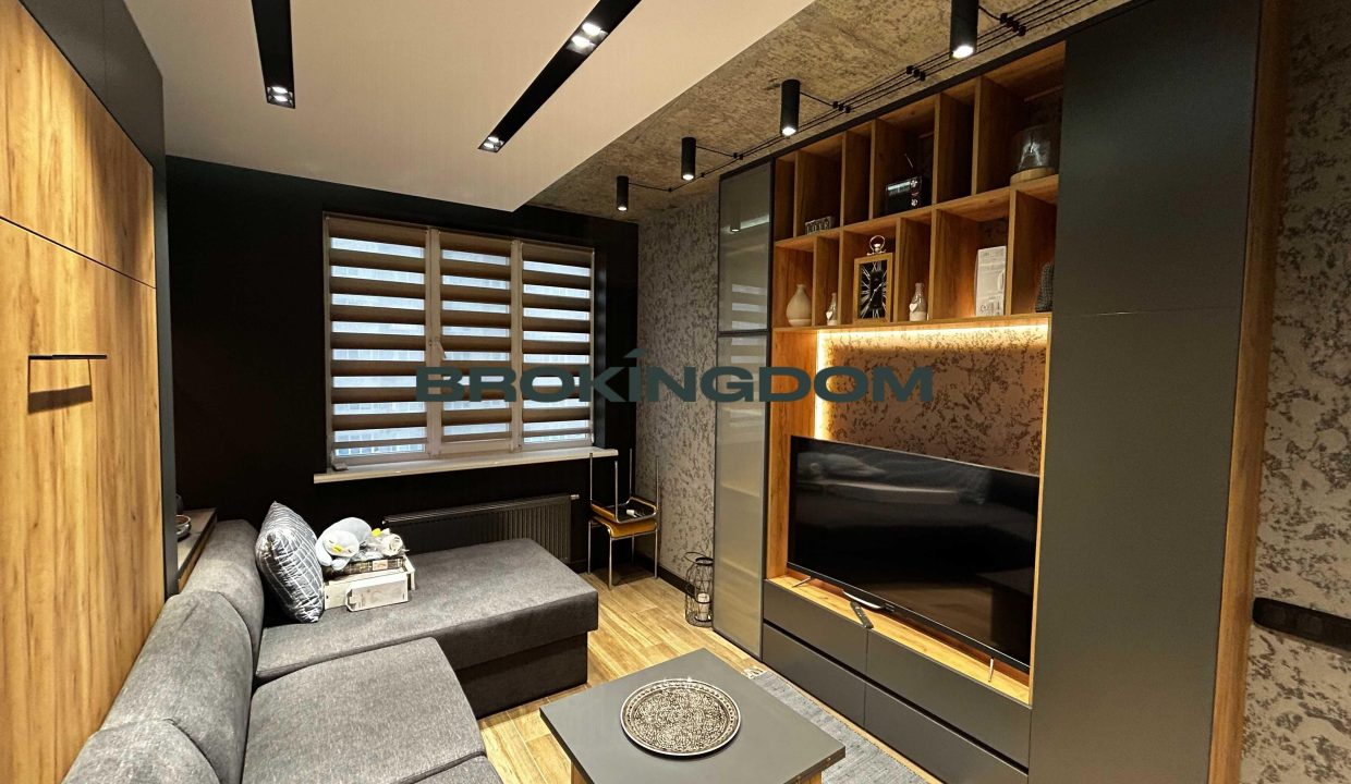 fbfd295a5c1d759a6d6524c2d5eea44b