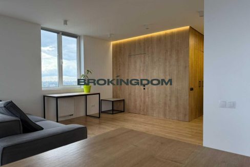 a1aa4a82e2db5446f34aed7ccd3fe431