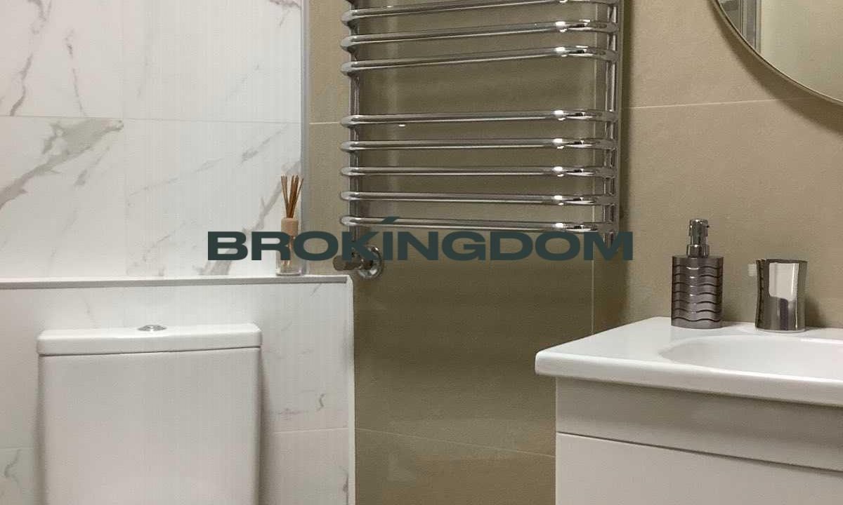 1005e40469eae1bb14c4aec336d17d91