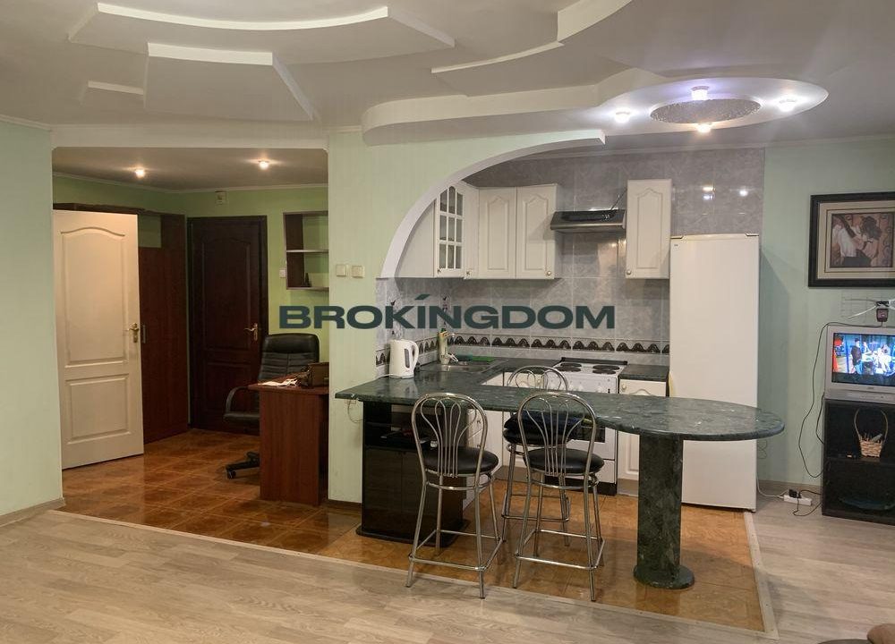 b8b5cd8ec6d388e353178f4f35c64a17