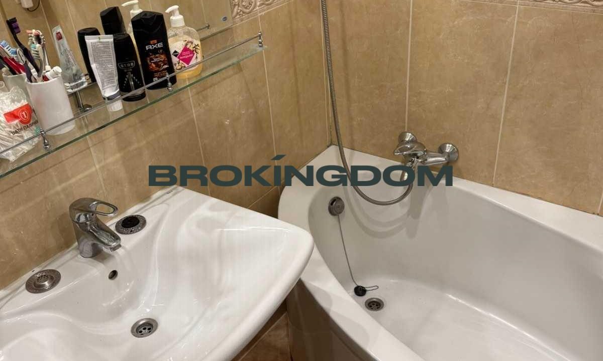 6e86106eab4ced41168cba2e437db8c3