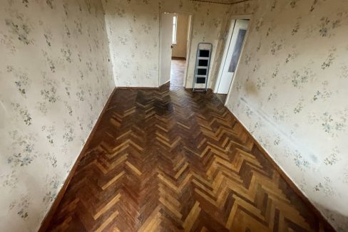 20e45355e85819b4d31ae069e85728f8