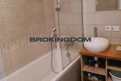 52b21f669b8df635c664590e078fd36a