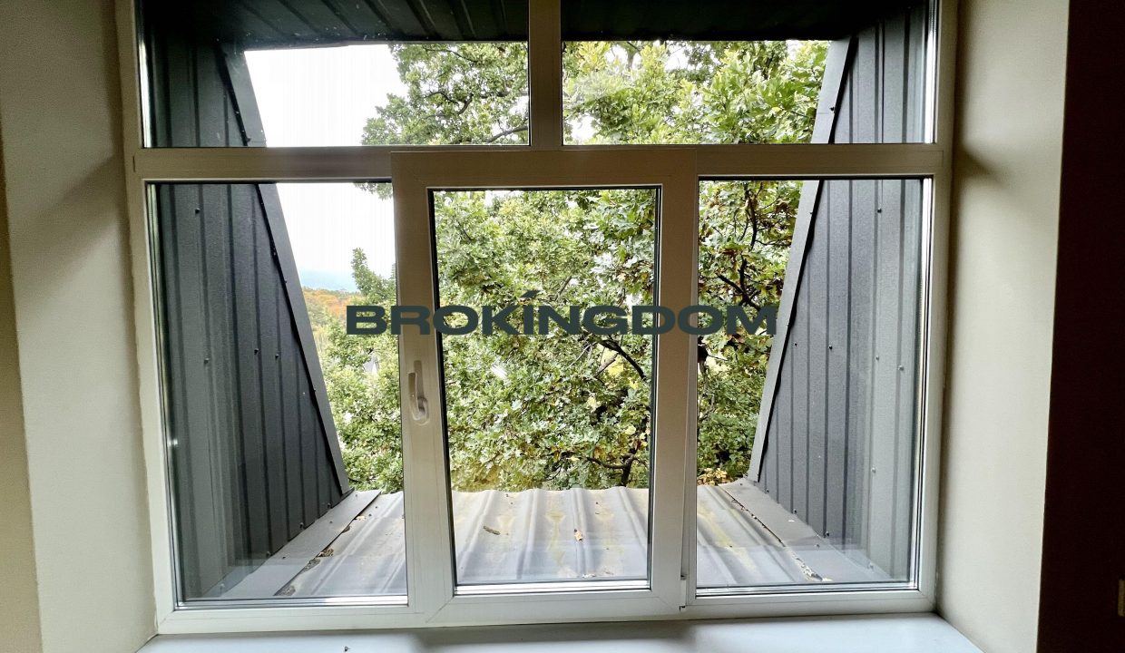 ec4d420ff5b274fc9898bad621c7936b