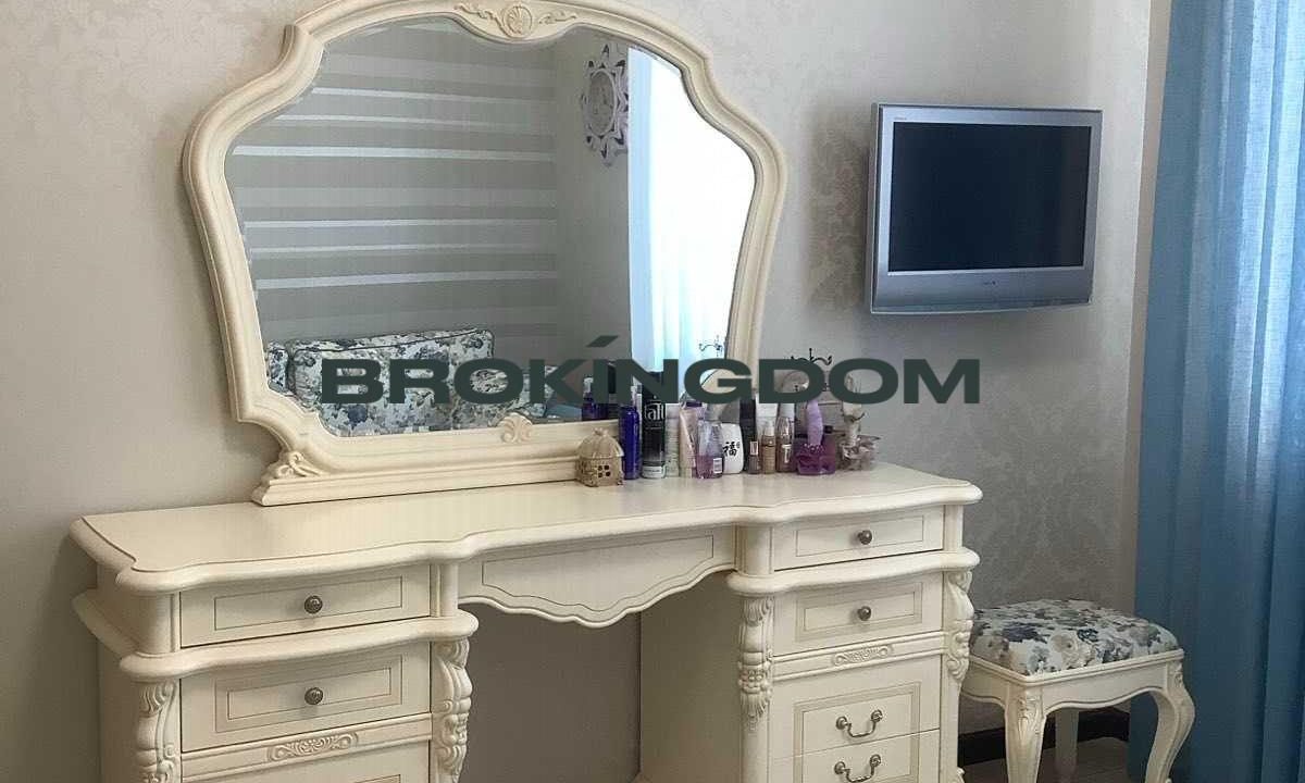 94d4a89cb12c9c1d67ffb2d09f5f75cc