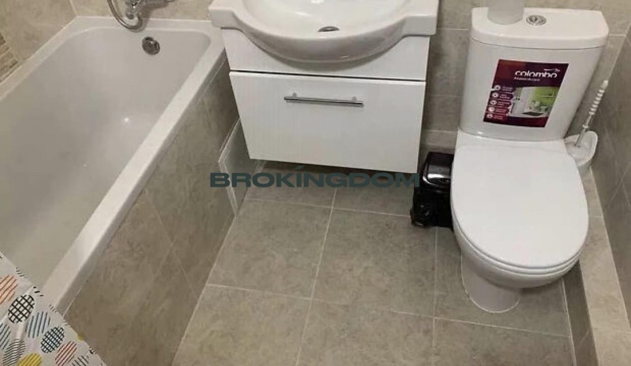 7b951b1fa15683bfd73ec25586527d18