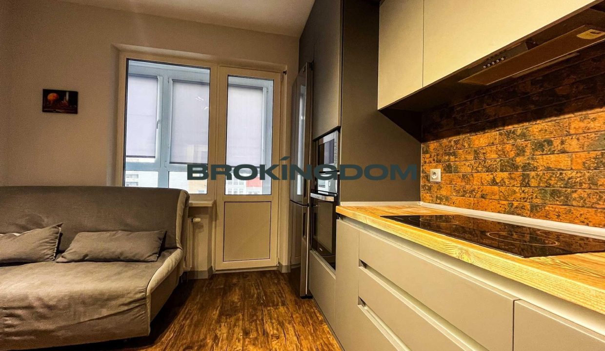 7d37e8499e0504a197f31ac9e304e291