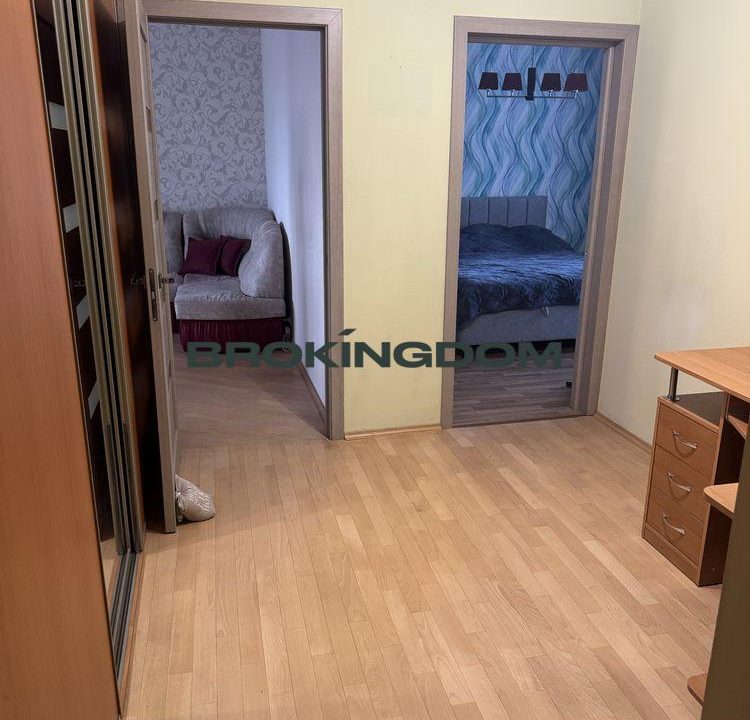 fe729b9504558b66d9aad1d78aff7b28