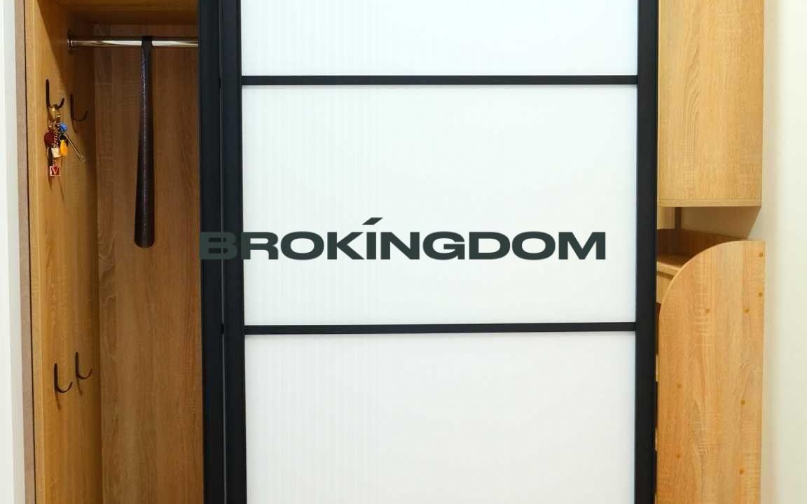 75db3beb56a34969e29834ded73facc4