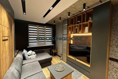 fbfd295a5c1d759a6d6524c2d5eea44b