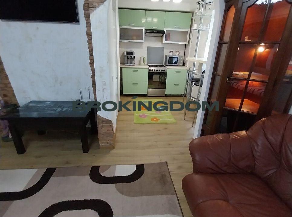 bda5e69bbef9752d1a7dee4f171df4b4