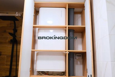 a10df01f07f2e8f8dfb84bf6ea60b1e9