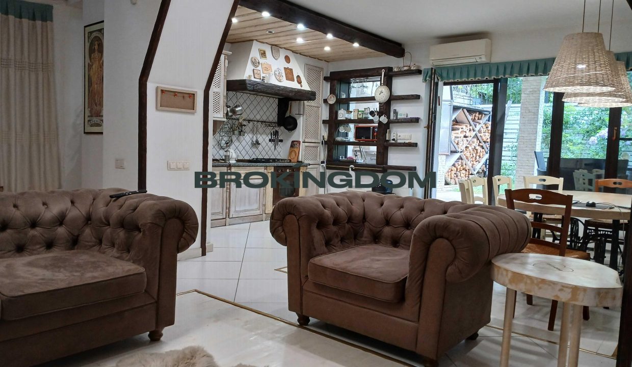 be1761e84adbabb2a8b25b4d1b137bff