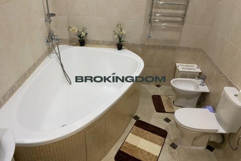 7b2a36506f33ec03810e9194f153e230