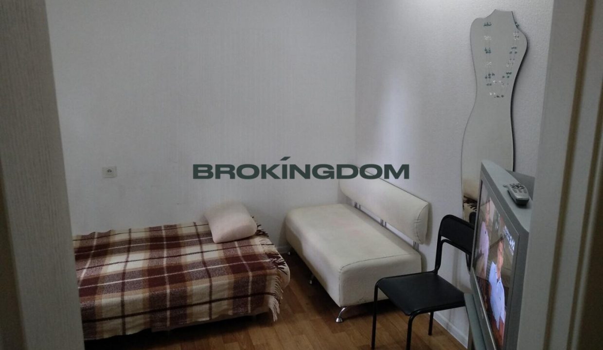 daaab60c04a6eb8b01b8c7f1f20090f3