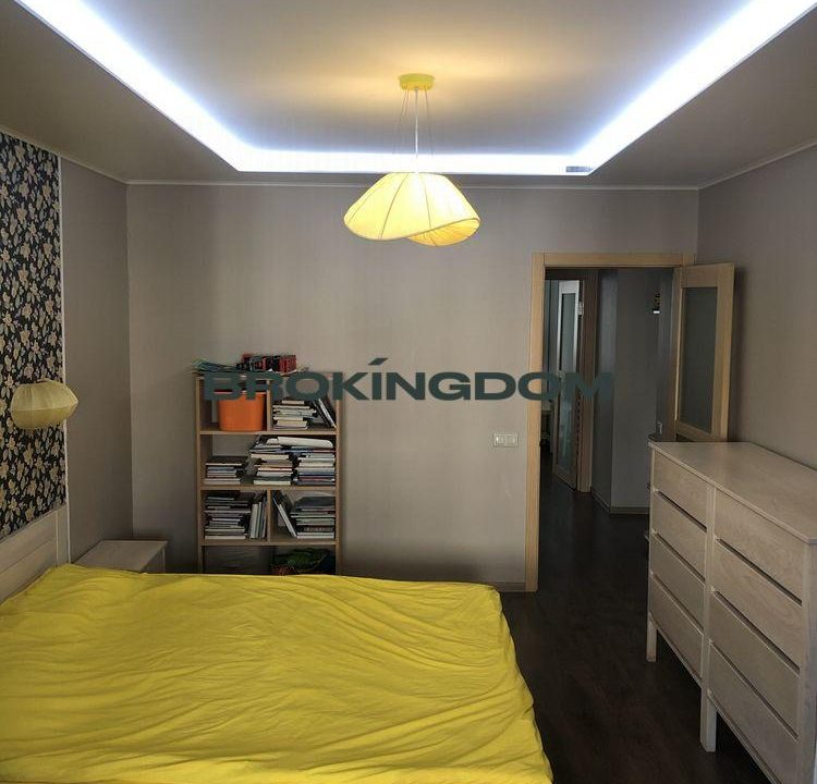 da18583a09abf48f98e9bbece75a26da