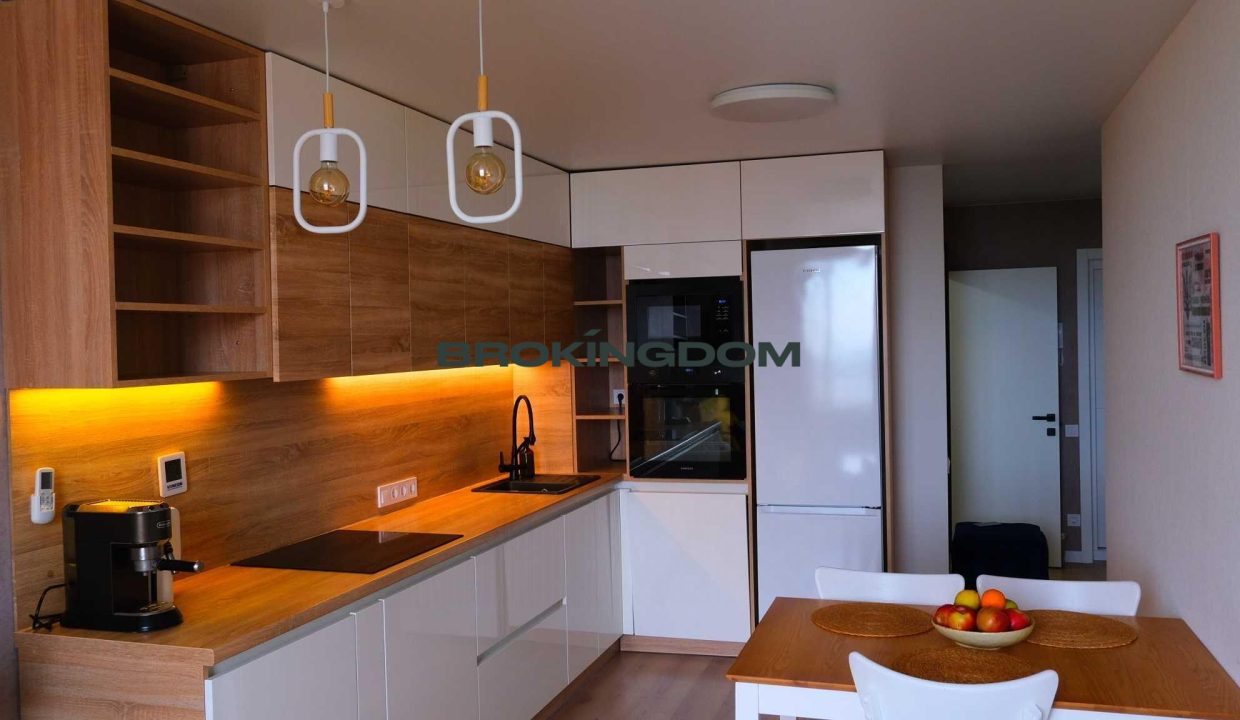 4070125b705d7c1df02123e34a105db0