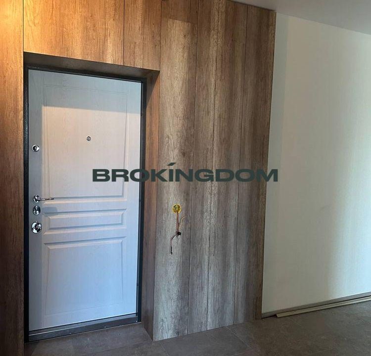 096942c2898764ae6d70a352e6fff921