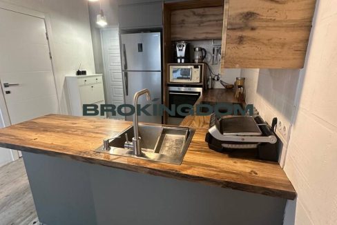 0ba7d154e6ee3e81b2d7bd2d8c989040