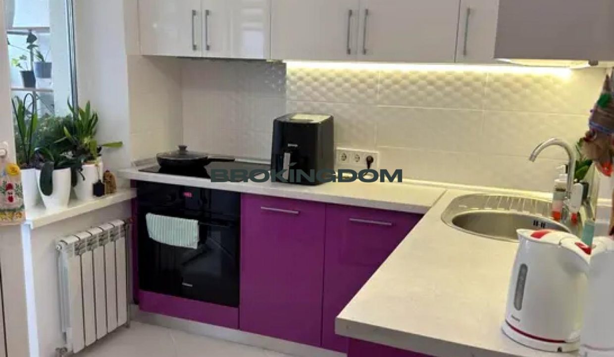 56111d69062e586f802b271a90c9d530