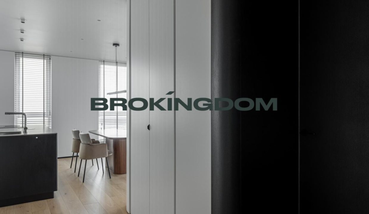 6d97c73f121d1ab9b1a50c1f9e90af77