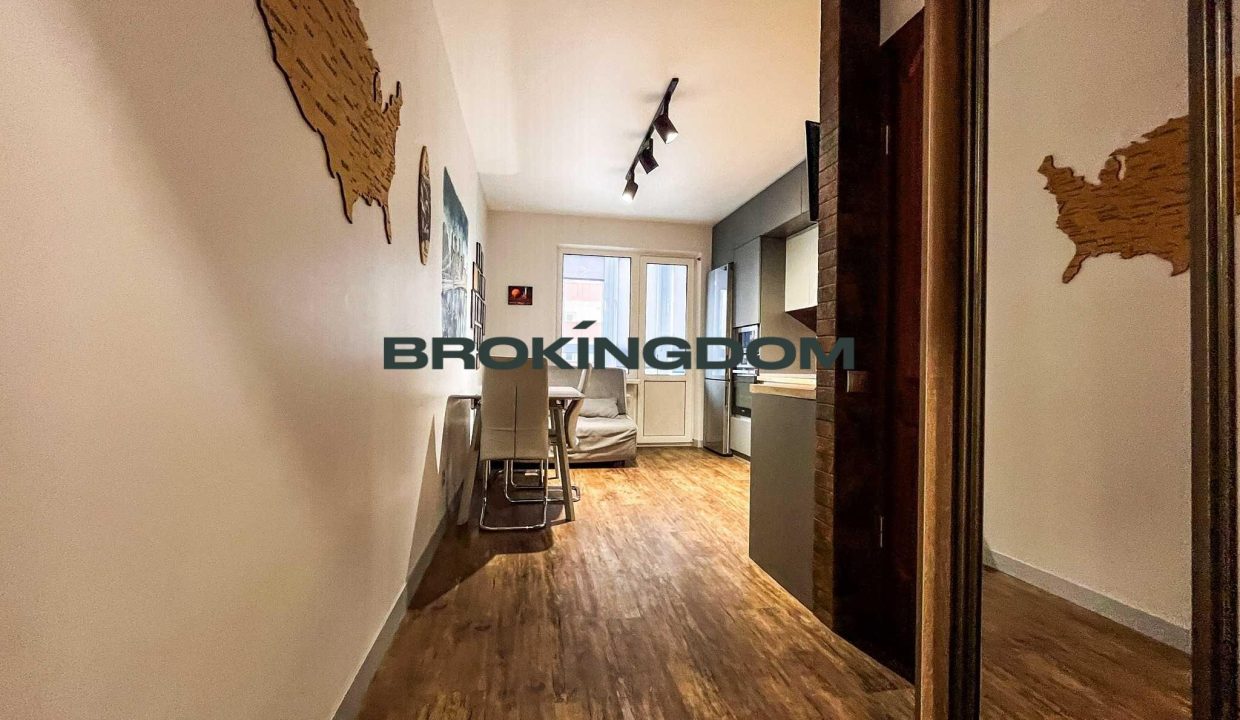 02f92ac4a633e7e0de9d464b3ea90e58