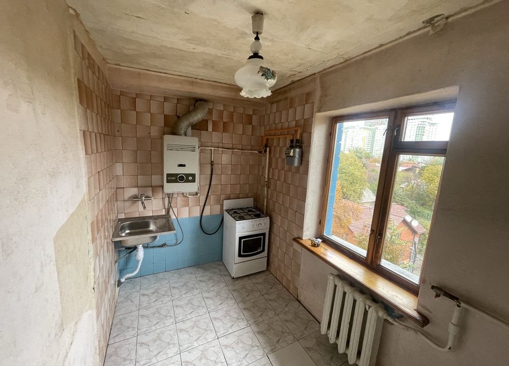 28274fb0f122bf61aaf92550a0c6684c